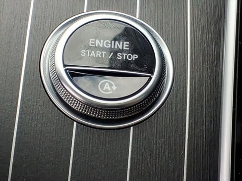 Used 2024 Mercedes-Benz CLE 300 4MATIC Coupe image 23