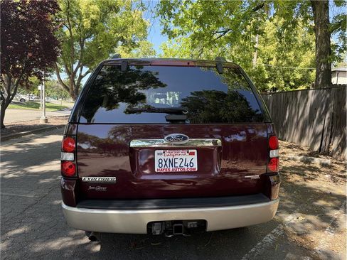 Used 2006 Ford Explorer Eddie Bauer RWD image 4