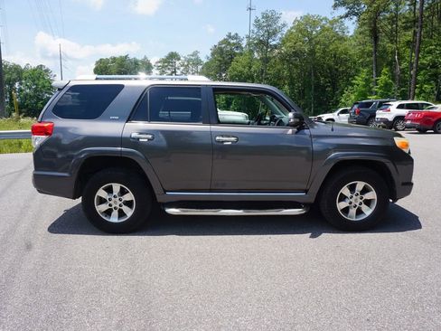 Used 2010 Toyota 4Runner SR5 AWD/4WD image 20
