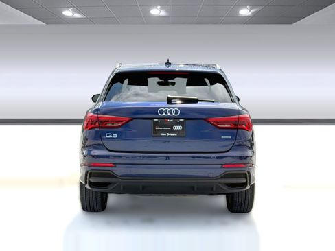 Certified 2024 Audi Q3 2.0T Premium w/ Convenience Package AWD/4WD image 10