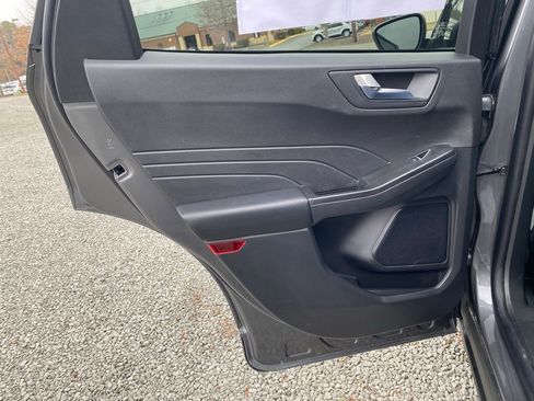 Used 2025 Ford Escape ST-Line image 16