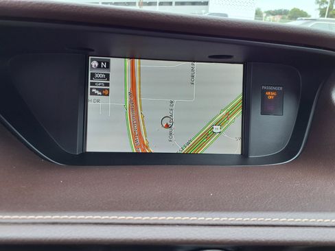 Used 2017 Lexus ES 350 w/ Luxury Package FWD image 6