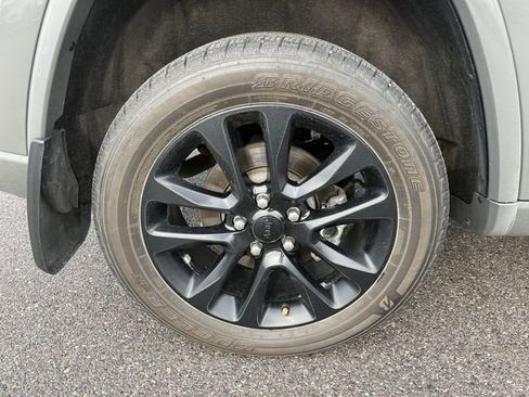 Used 2021 Jeep Grand Cherokee Laredo X AWD/4WD image 20