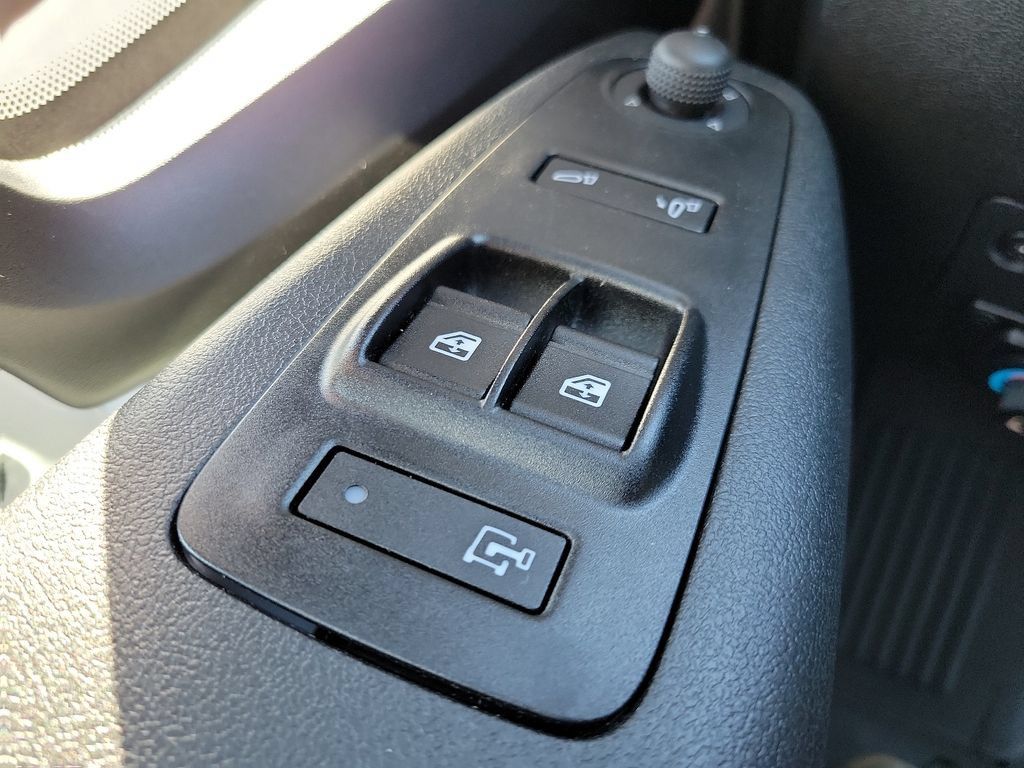 New 2024 RAM ProMaster 2500 w/ Convenience Group FWD image 12