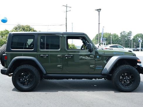 Certified 2024 Jeep Wrangler Unlimited AWD/4WD image 4
