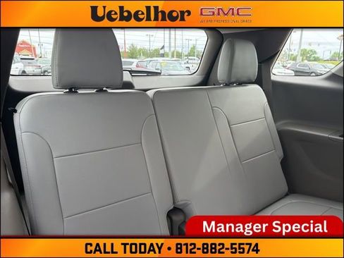 Used 2021 Chevrolet Traverse LT AWD/4WD image 7