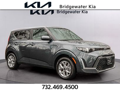 Certified 2025 Kia Soul LX