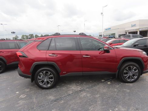 Used 2025 Toyota RAV4 Limited AWD/4WD image 10