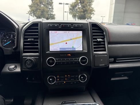 Used 2020 Ford Expedition Limited w/ Equipment Group 303A image 17