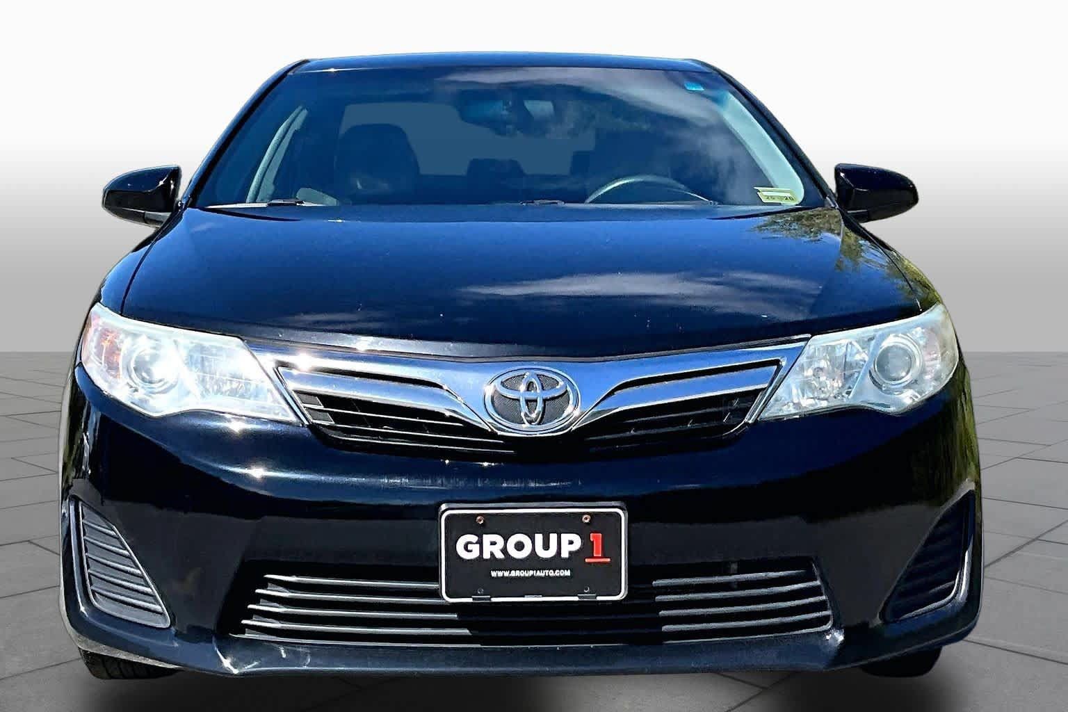 Used 2014 Toyota Camry LE FWD image 4