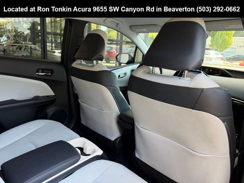 Used 2018 Toyota Prius Prime Advanced w/ Carpet Mat Package FWD image 30