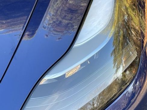 Used 2023 Tesla Model 3 Standard Range image 12