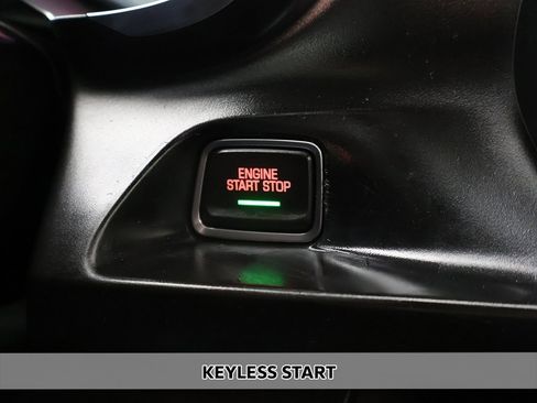 Used 2020 Chevrolet Camaro LT image 4