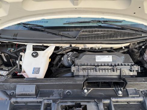 Used 2021 GMC Savana 3500 Extended w/ Power Convenience Package image 27