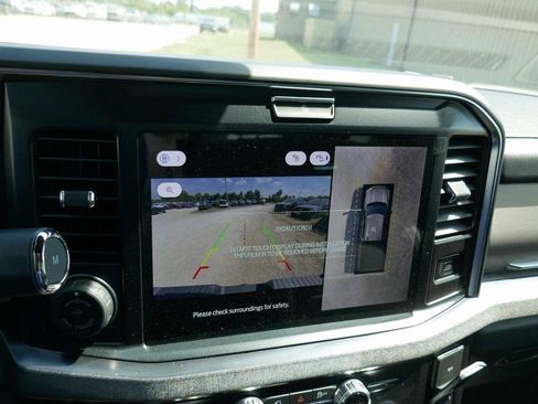 New 2026 Ford F250 Platinum w/ Tremor Off-Road Package image 25