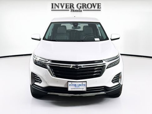 Used 2023 Chevrolet Equinox LT AWD/4WD image 2