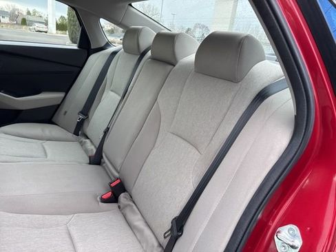 Certified 2025 Honda Accord LX image 18