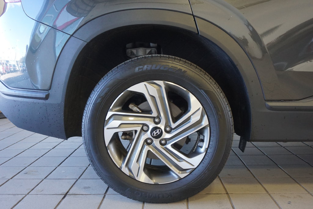 Used 2023 Hyundai Santa Fe SEL AWD/4WD image 32