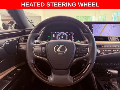 Certified 2021 Lexus ES 300h w/ Accessory Package FWD image 14