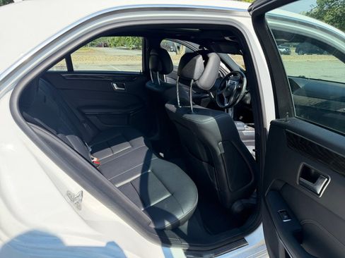 Used 2016 Mercedes-Benz E 350 Sedan image 33