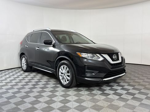 Used 2019 Nissan Rogue SV image 7