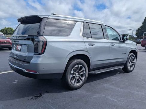 Used 2025 Chevrolet Tahoe LT w/ Comfort Package RWD image 3