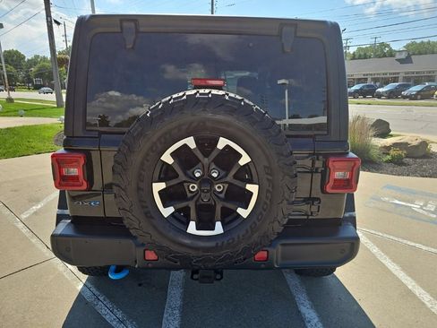 Certified 2024 Jeep Wrangler Unlimited Rubicon 4xe w/ Technology Group AWD/4WD image 16