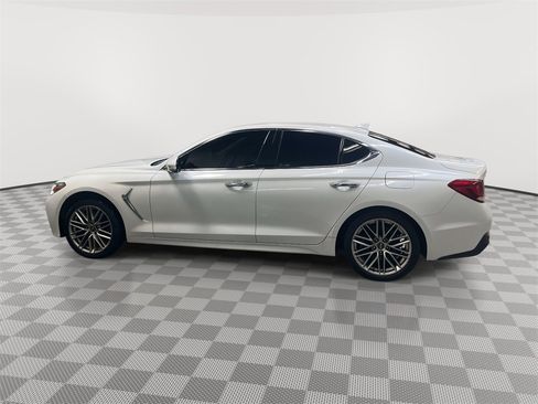 Used 2021 Genesis G70 2.0T image 7