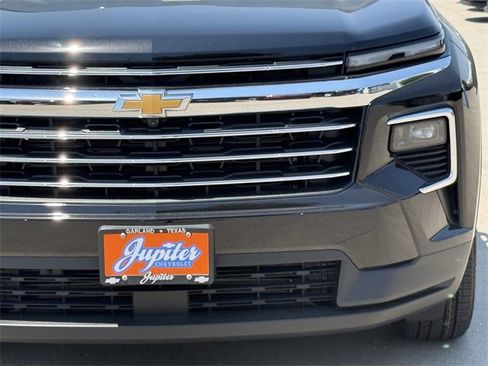 New 2026 Chevrolet Traverse LT w/ Driver Confidence Package image 8