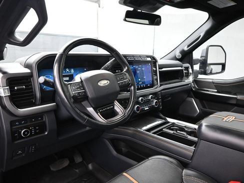 Certified 2023 Ford F450 Platinum w/ FX4 Off-Road Package AWD/4WD image 20
