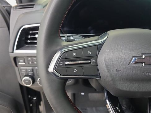 Used 2025 Chevrolet Suburban RST w/ Comfort Package image 17