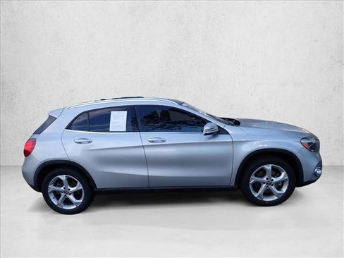 Used 2018 Mercedes-Benz GLA 250 4MATIC image 5
