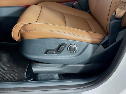 New 2026 Genesis GV70 2.5T Advanced AWD/4WD image 22