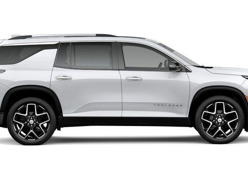 New 2026 Chevrolet Traverse High Country FWD image 29