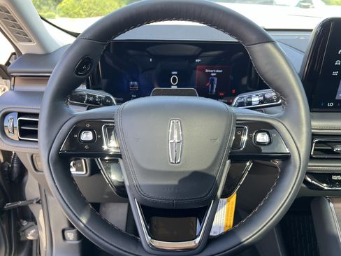 New 2025 Lincoln Aviator Reserve w/ Illumination Package image 16