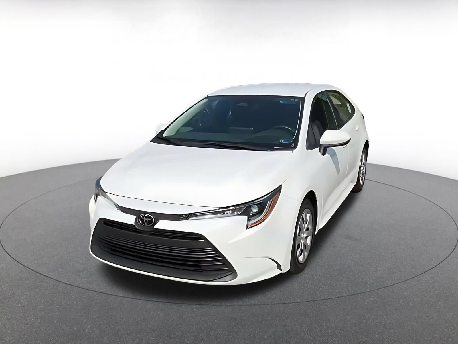 Used 2025 Toyota Corolla LE FWD image 7