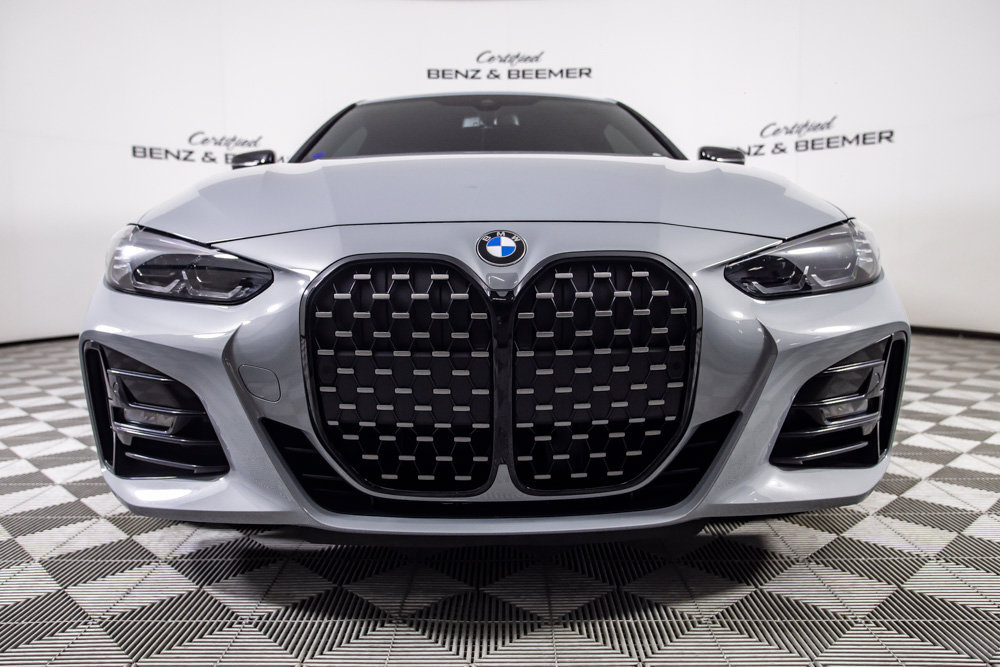 Used 2022 BMW 430i Coupe w/ M Sport Package RWD image 5