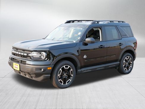 Used 2022 Ford Bronco Sport Outer Banks AWD/4WD image 3