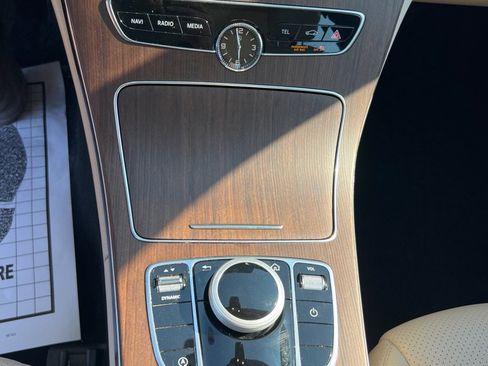 Used 2021 Mercedes-Benz C 300 4MATIC Sedan image 35