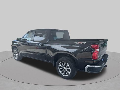 Used 2024 Chevrolet Silverado 1500 LT AWD/4WD image 5