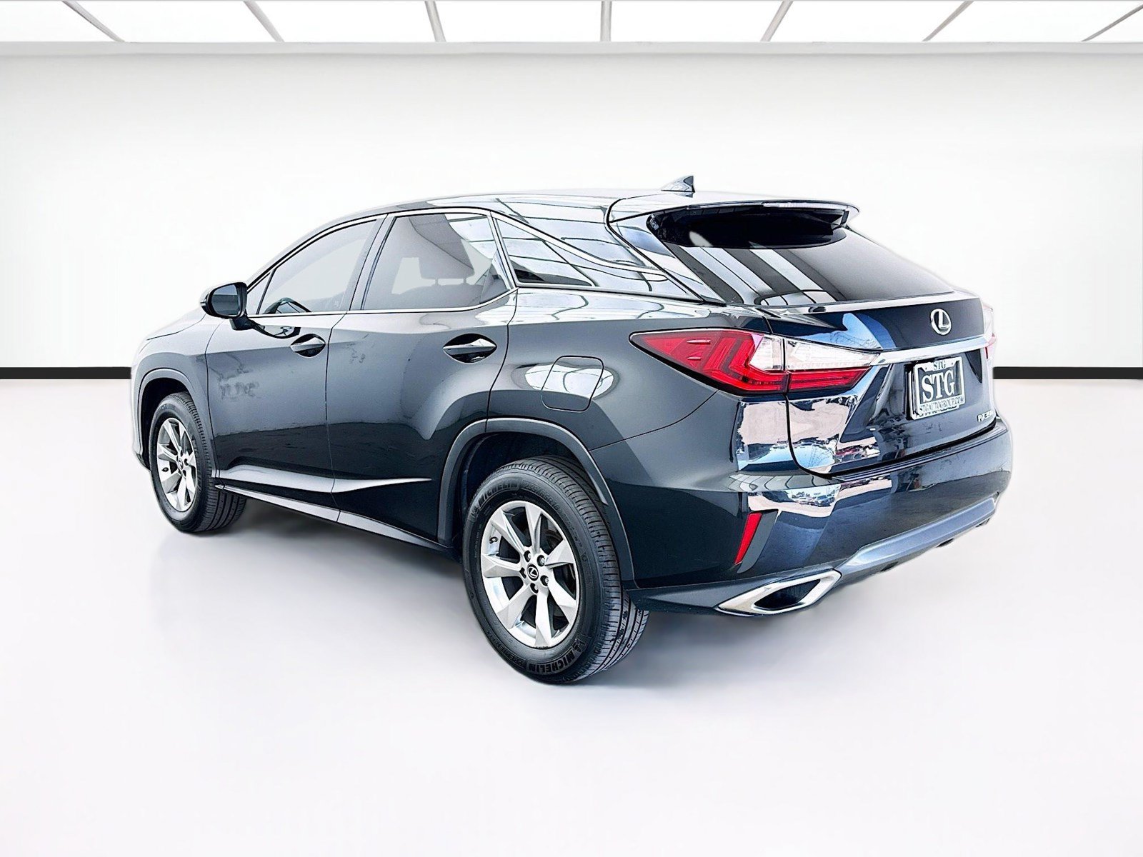 Used 2019 Lexus RX 350 AWD w/ Accessory Package image 6