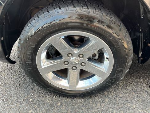 Used 2014 RAM 1500 Express AWD/4WD image 14