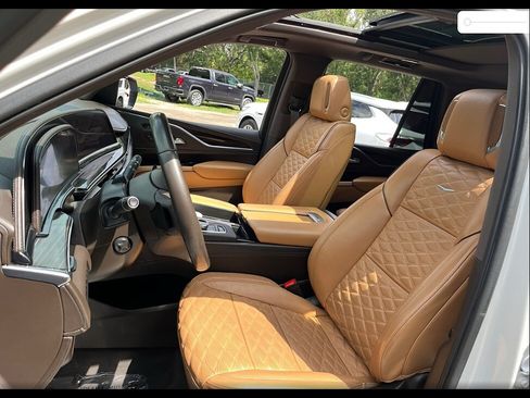 Used 2022 Cadillac Escalade Sport w/ Touring Package AWD/4WD image 3