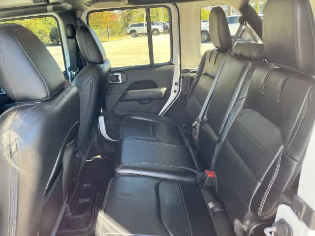 Used 2021 Jeep Wrangler Unlimited Sahara w/ Cold Weather Group AWD/4WD image 16