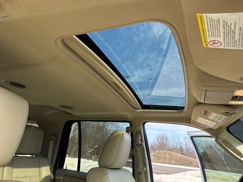 Used 2017 Ford Expedition EL Limited w/ Equipment Group 301A image 32