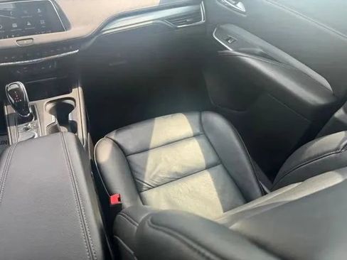 Used 2022 Cadillac XT4 Premium Luxury w/ Driver Awareness Package AWD/4WD image 19