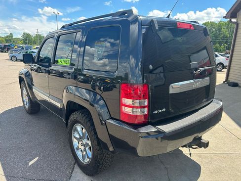 Used 2012 Jeep Liberty Sport AWD/4WD image 7