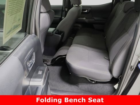 Used 2017 Toyota Tacoma TRD Off-Road image 30