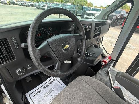 Used 2013 Chevrolet Express 3500 w/ School Bus Package RWD image 18