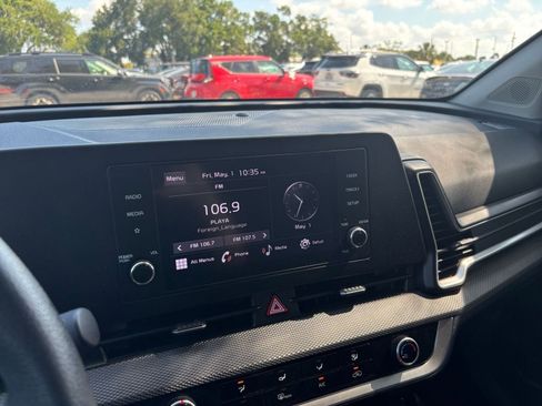 Used 2025 Kia Sportage LX AWD/4WD image 20